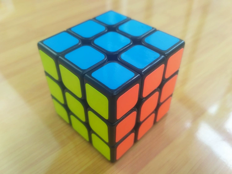 Authentic Qiyi thứ ba Rubiks Cube đua thuyền thứ ba chuyên nghiệp sử dụng sức mạnh trí tuệ đồ chơi học sinh tốc độ xoắn khối trơn