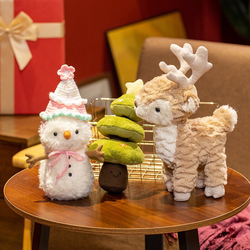 かわいいトナカイや雪だるまのぬいぐるみ、癒し系・お供用の人形、クリスマスやクリスマスツリーのギフトなどを越境卸売で販売しています。