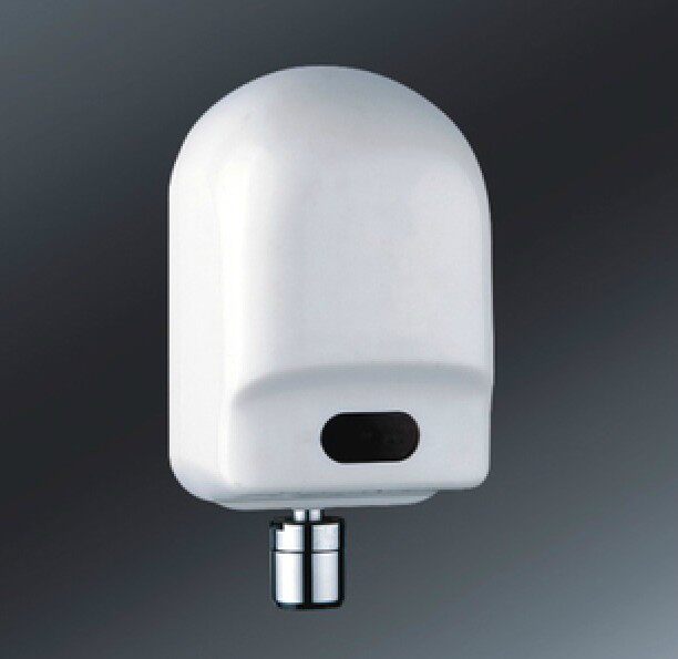 The faucet 6V single cold into the wall induction faucet medical induction washer automatic tap