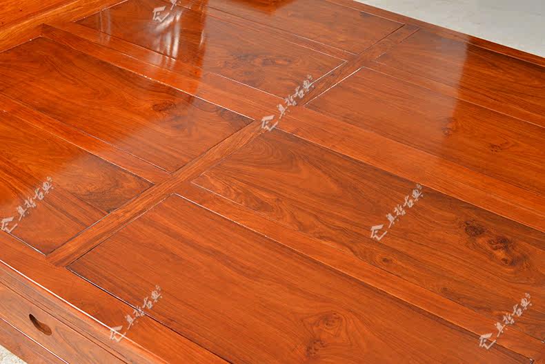 ���ܺ�ľ˫�˴�AC79