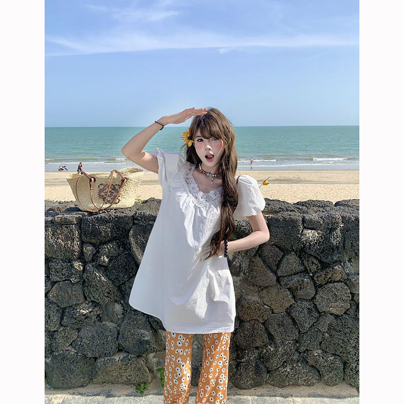 Plus Size Fat Girl French Retro Lace Splicing White Shirt Women's Summer New Design Loose and Versatile Top