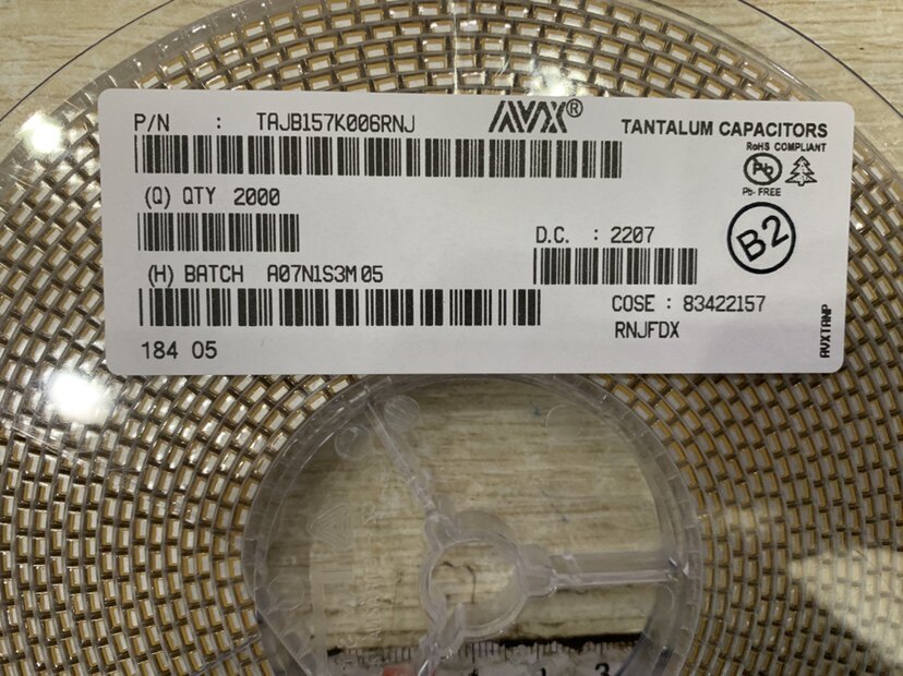 Tantalum Capacitor TCJB336K025R 25V 33UF 10% 336E 1210 3528 Yellow