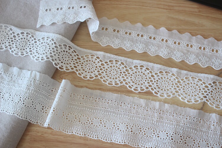 2 Yards für Hochzeitskleid, bestickter Spitzenstoff, DIY-Kleiderdekorationen, Spitzenbesatz, Zubehör, gebrochenes Weiß – Detail 3