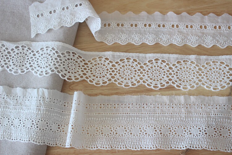 2 Yards für Hochzeitskleid, bestickter Spitzenstoff, DIY-Kleiderdekorationen, Spitzenbesatz, Zubehör, gebrochenes Weiß – Detail 2