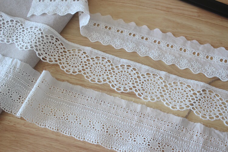 2 Yards für Hochzeitskleid, bestickter Spitzenstoff, DIY-Kleiderdekorationen, Spitzenbesatz, Zubehör, gebrochenes Weiß – Detail 1