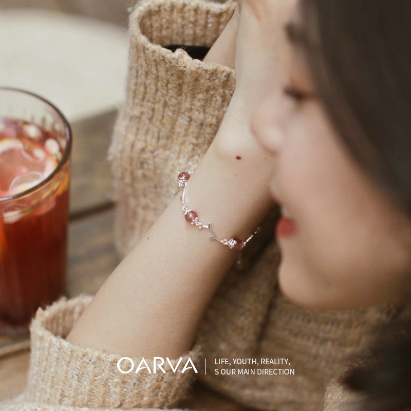 Natural strawberry crystal handmade girl with small crowdsourced design pure silver crystal flower bud glamour bestie cute DIY gift