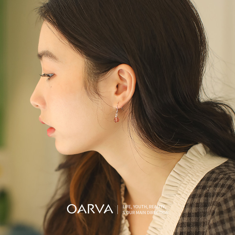 OARVA pink strawberry crystal ear nails in the 925 pure silver earhook with small ear crashes exquisite super-fairy ear decorations