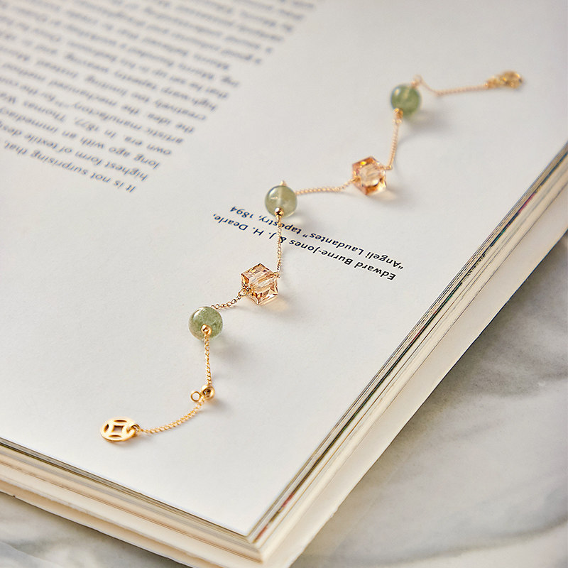 Natural Green Ghost Hand Alchemy No Fall Color Austria Crystal 14K Bag Gold Light Extravagant Fashion Creative Hand Strings Gift