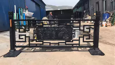 Municipal Road guardrail art classical Chinese wind iron art center isolation with traffic flow separation