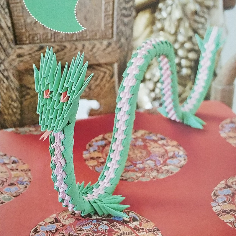 Triangle insertion tool paper tutorial handmade origami material student Xiaoqinglong triangle insertion origami material package