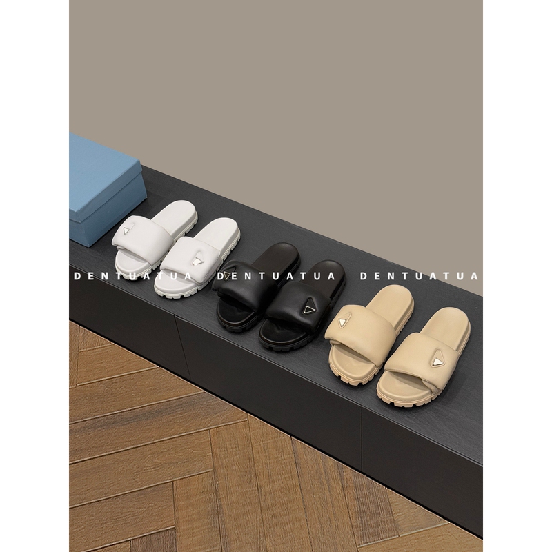 Dentuatua Hits the Sweet Spot for Comfort Lovers! 26Ss Letter Metal Tag Thick-Soled Slide Sandals for Women