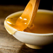 Fuping Shaanxi Qinling Deep Mountain Honey Sophora Nectar 500g Bottle