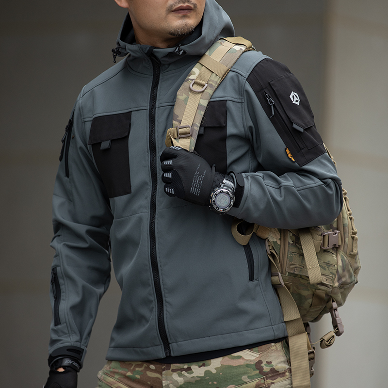 Angken Beetle Outdoor Tactical Jacket Men's Windproof Waterproof Soft Shell Jacket Spring and Summer Fleece Warm Jacket