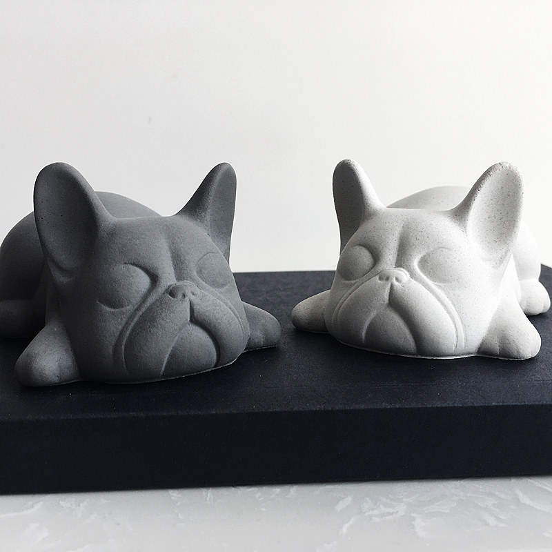 Internet celebrity method bulldog car home porch Nordic desktop decoration diffuser stone aromatherapy gift decoration