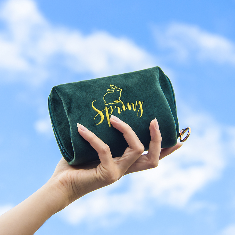 Travel Makeup Bag Small Number Portable Carry-on Bag Type Velvet Advanced Sensation Fashion Powder Undermouth Red Containing Makeup Bag