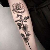 Society Dark Black Wind Arms Rose Flowers Tattoo Sticker Waterproof Male Lasting Half Arm Small Arm Personality Tide Pattern Emulation