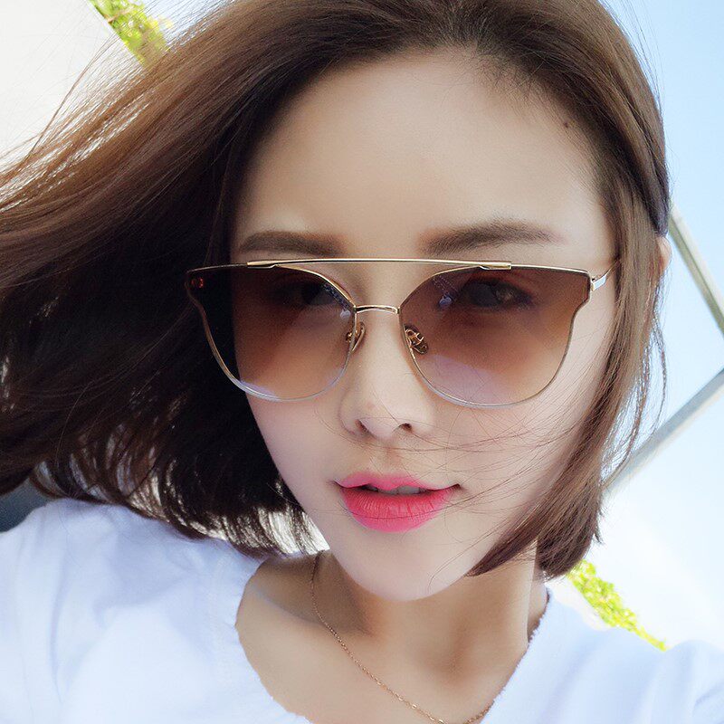 Japanese gp2021 star with the same style sunglasses female anti-UV personality round face sunglasses retro glasses