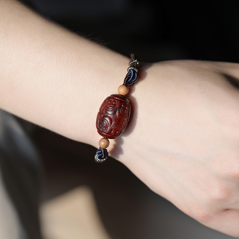 Fearless India Little Leafy Purple Sandalwood Handmade Red Wood Candida Beads Original Engraving Men And Women's Hand Strings Retro Presents 0563