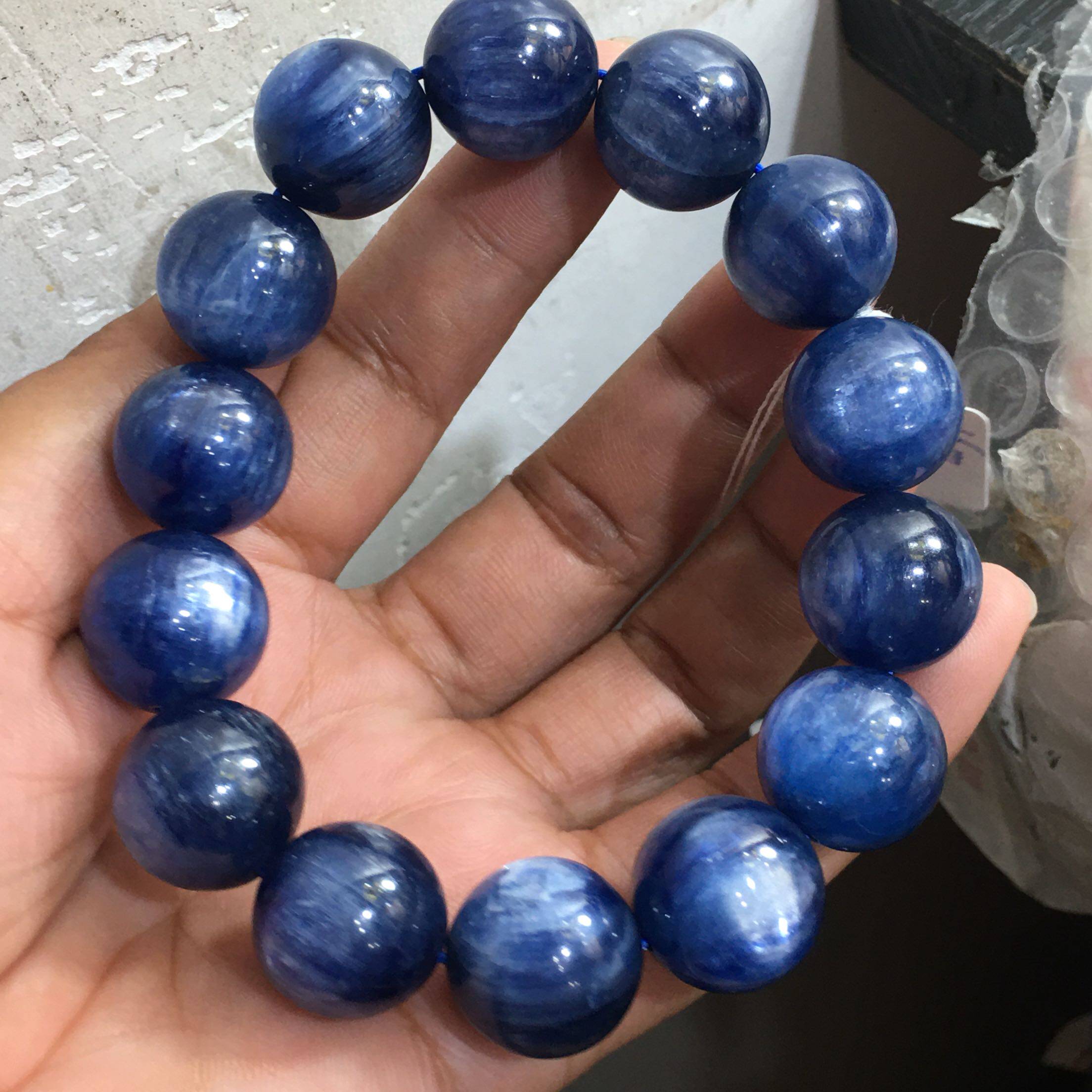 男女兼用の天然カイヤナイトブレスレット