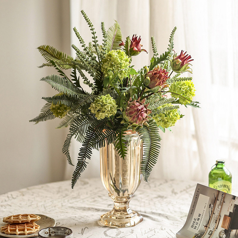 [USD 120.61] Dry flower in the dining table of the living room with