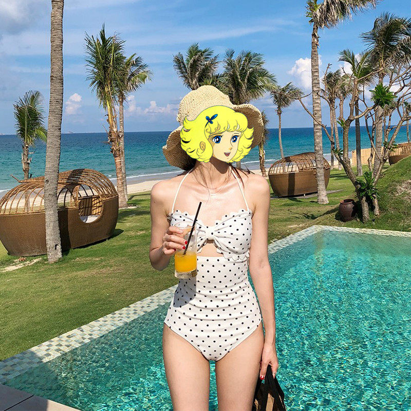 The Korean version of the new small breasted gathering triangle swimsuit conservativecovered with a slim comeback and a swimsuit woman