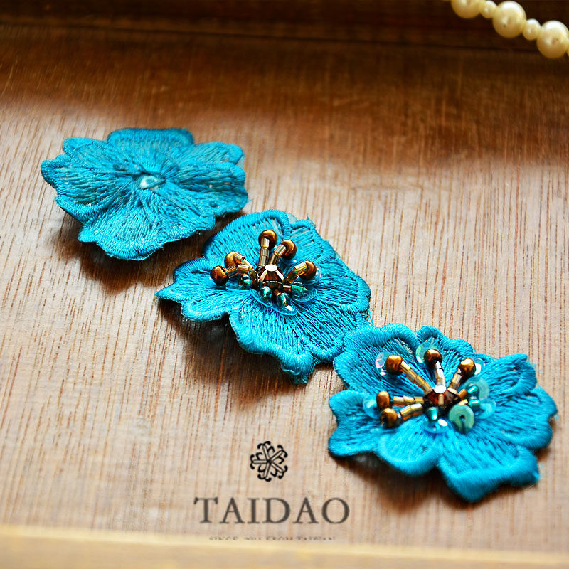 Taiwan DIY handmade accessories Beaded Lace flower appliqué 190 sequins beaded cloth patch flowers