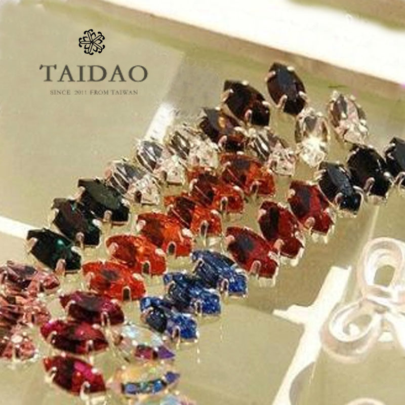 Crystal rhinestone flash diamond DIY handmade jewelry beaded material hand sewing diamond 4231 horse eye shape 10MM*5MM