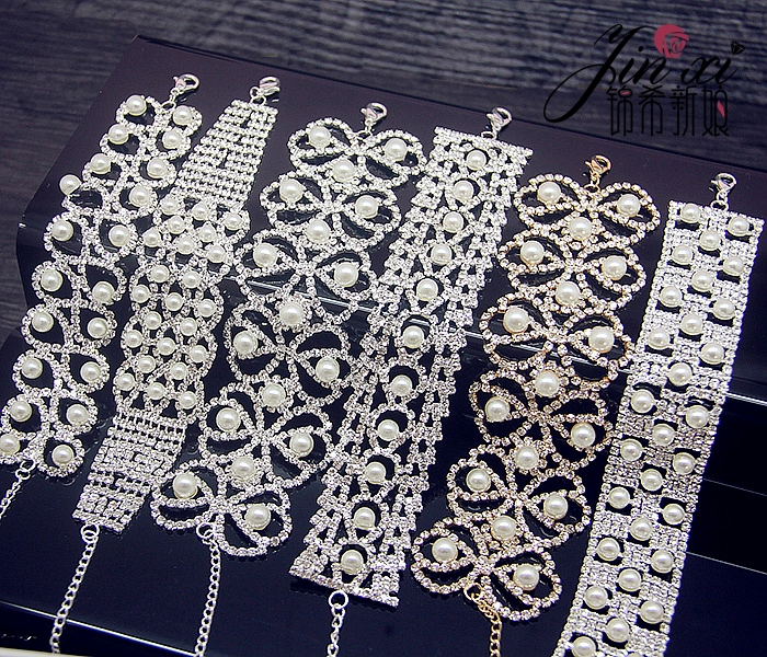 Mới siêu flash rhinestone Nhật Bản và Hàn Quốc vòng tay khí chất ngọt ngào sang trọng pha lê rhinestone ngọc trai tinh tế đơn giản vòng đeo tay - Vòng đeo tay Cuff