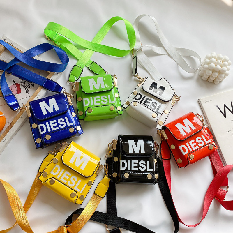 Tide Cool Children Bag Girl Single Shoulder Bag Baby Inclined Cross Pack Cute Girl Zero Wallet Accessories Bag Rivets Candy Bag