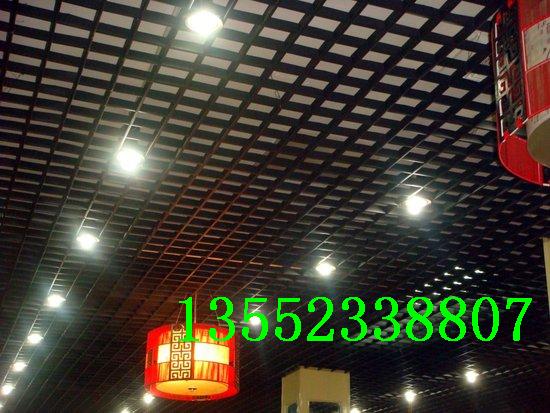 Undertake all kinds of shopping malls, supermarkets, shops, garages, grille ceiling materials, iron grille ceilings