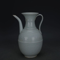 Song Dynasty Hutian kiln green glaze hand-engraved tea teapot wine bottle made old imitation unearthed ancient porcelain antique collection ornaments