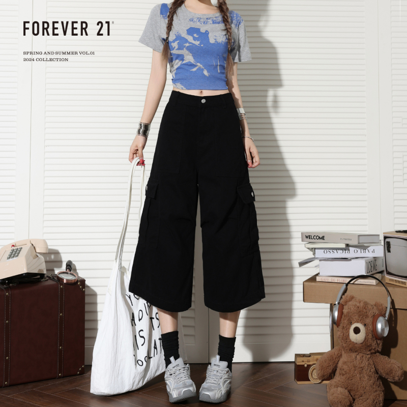 Forever 21 American-Style Black Cropped Wide-Leg Cargo Pants for Petite Women, High-Waisted, Slimming, Loose Straight-Leg Mid-Length Pants Forever 21 American-Style Black Cropped Wide-Leg Cargo Pants for Petite Women, High-Waisted, Slimming, Loose Straight-Leg Mid-Length Pants