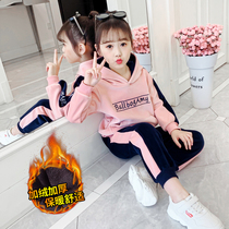 Girls velvet suit 2021 new spring childrens middle and large children thickened Western style sweater pullover fashionable two-piece set