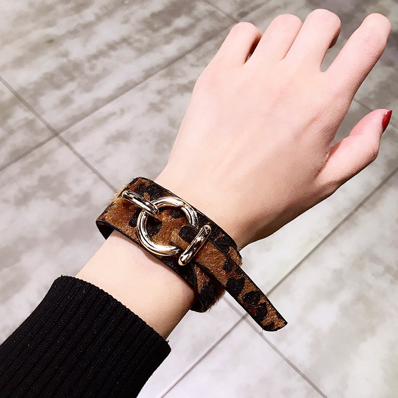 Japan-ROK individuality 100 hitch autumn winter new ornament BAO WEN bracelet women's small crowdsourced design online red with hand ring handmade accessories