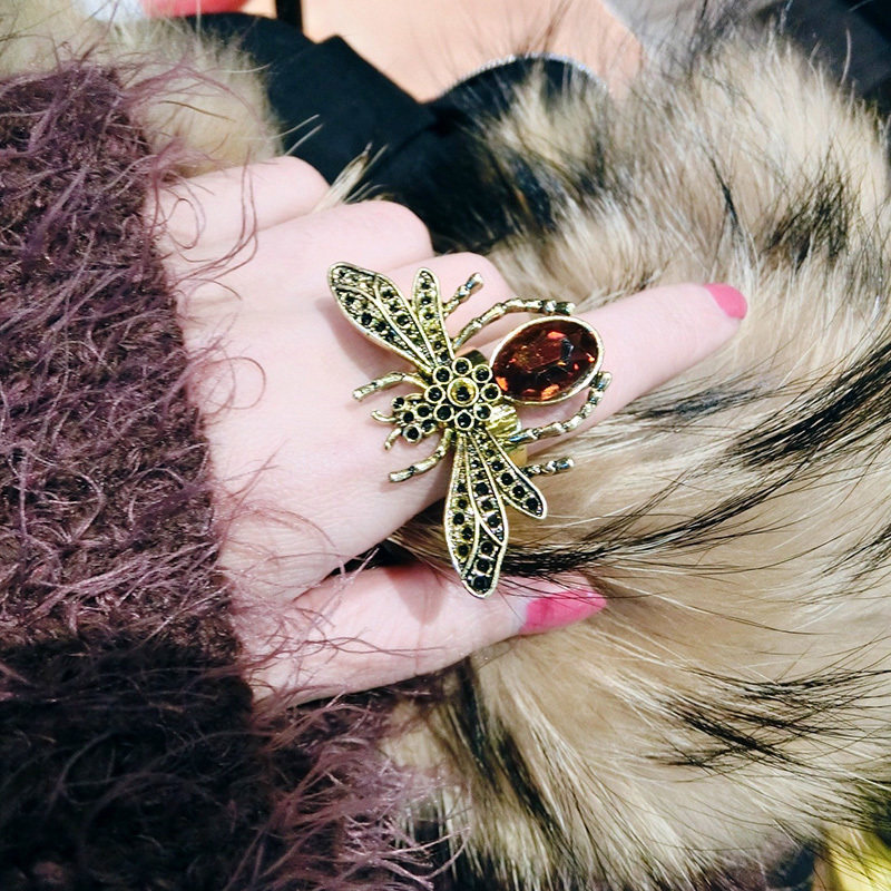 European and American exaggerated personality Bee old tiger head opening adjustable ring retro made of old wide version of the ring female hand decoration