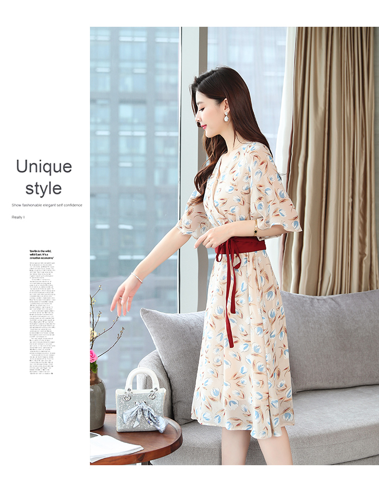 VK旗艦店 韓系V領雪紡收腰顯瘦喇叭袖碎花短袖洋裝