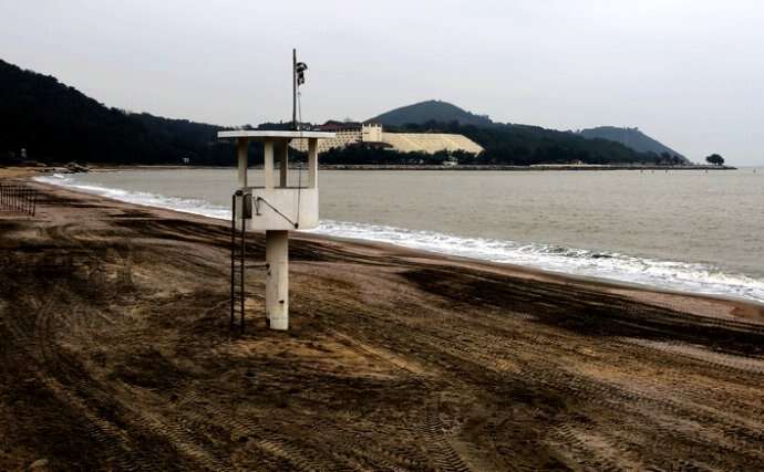 探访澳门黑沙海滩