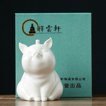 Dechina white porcelain ceramic pig ornaments office desktop decoration handicrafts home furnishings animal accessories