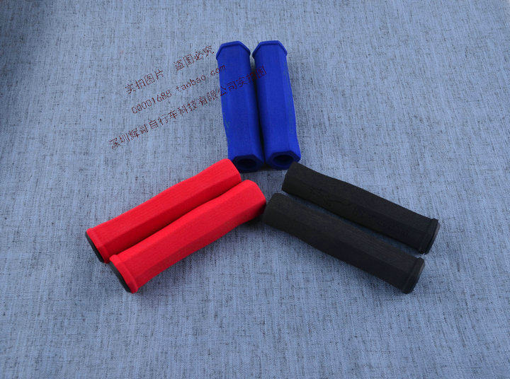 Poignées de vélo - Ref 2349429 Image 5