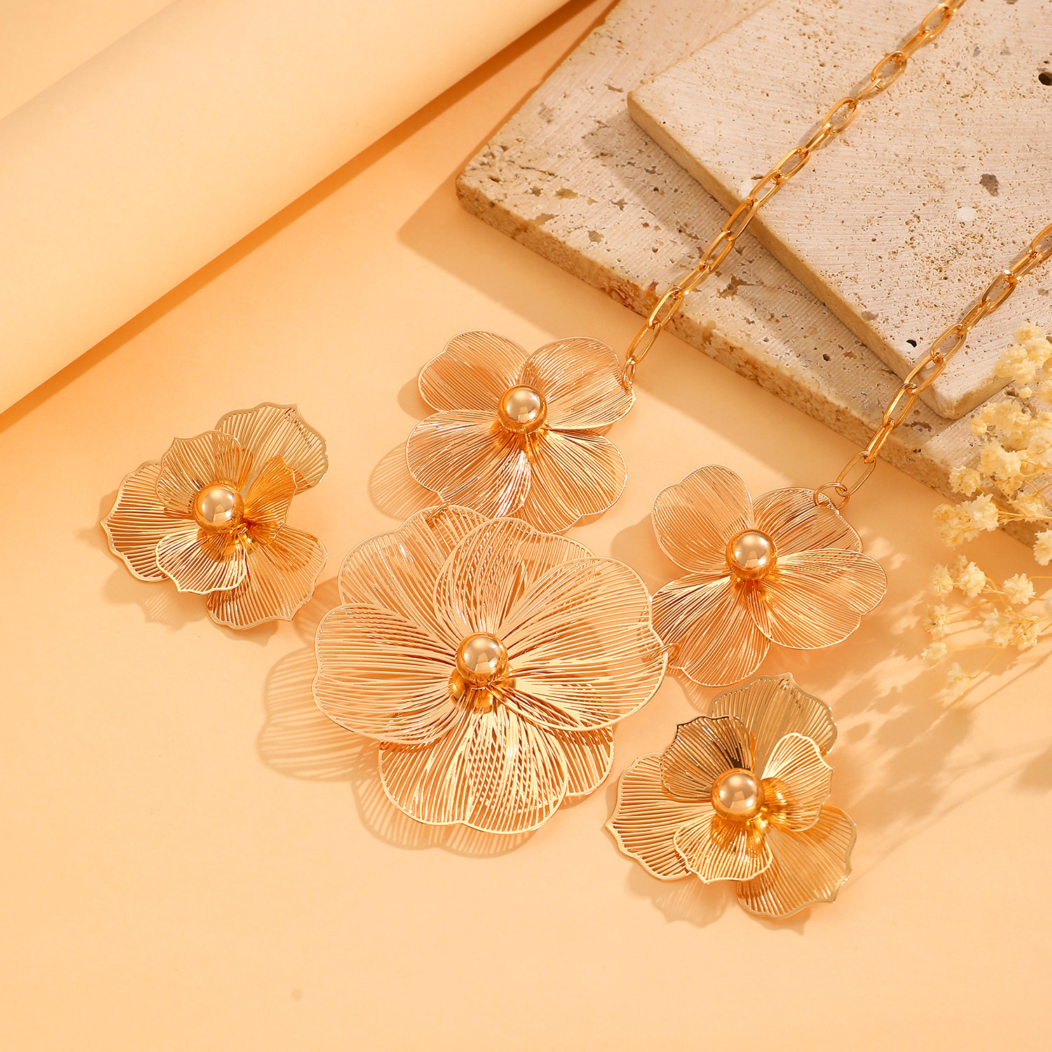 O1CN01WiXOYm2Fv2HeyVIfV !!1604768941