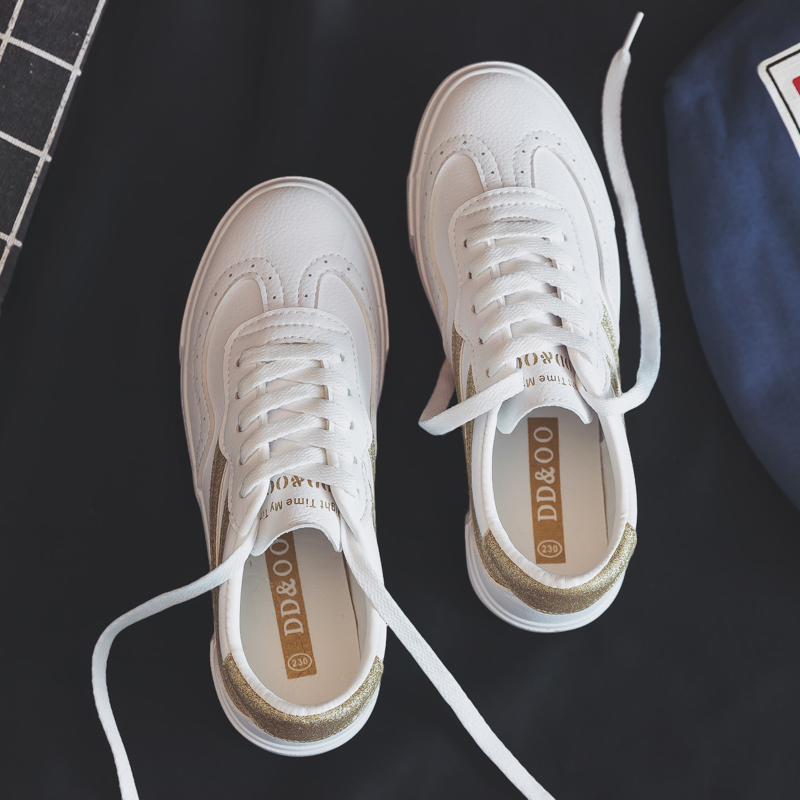 Hong Kong Chic Small White Shoes Woman 2018 Autumn Winter Summer New 100 hitch Han version Street pat Flat Shoes Flat White Shoes