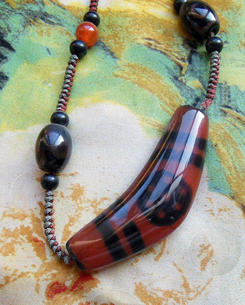 Tibet natural Juan shaped double-sided lotus tennecklace with long necklace-Taobao