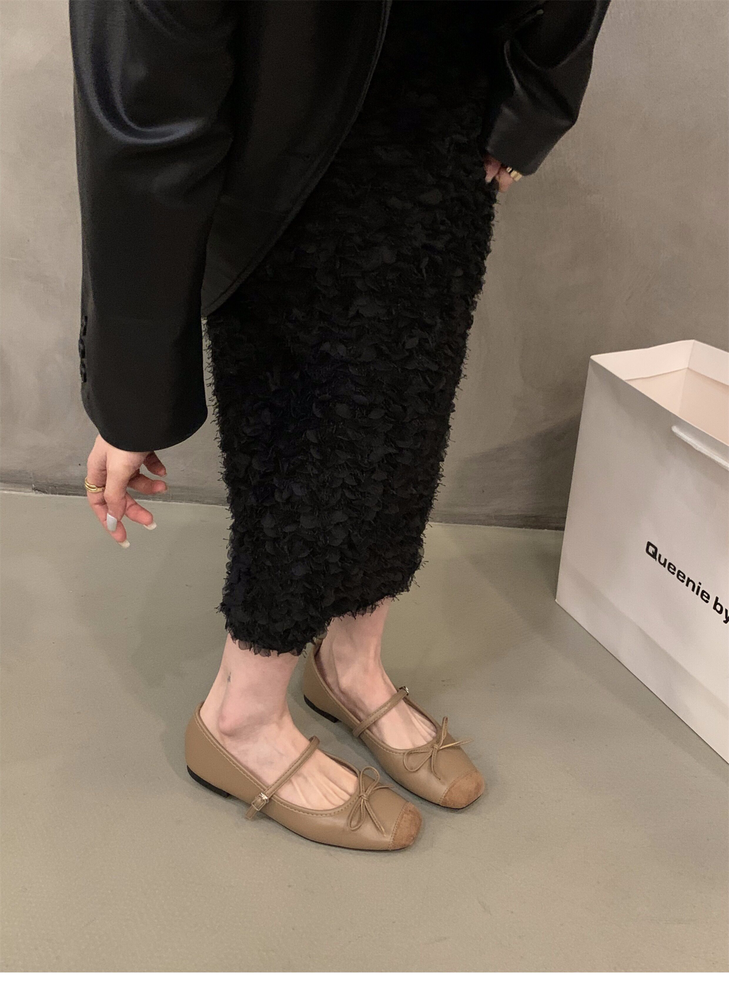 Туфли Мэри Джейн 法式平底小香风玛丽珍红色包鞋女鞋子2024年新款春秋季银色晚晚鞋