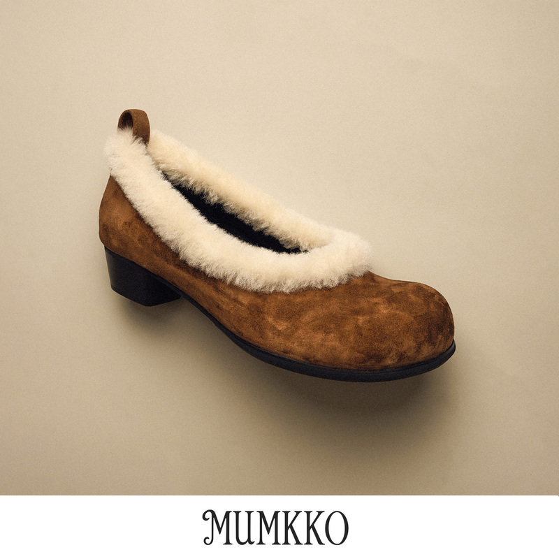 Berryke's "Upside down Shoes" in Brown and Gray, Mid-Cut High Heels, Cashmere Suede, Fur Shoes, Special Edition Berryke's "Upside down Shoes" in Brown and Gray, Mid-Cut High Heels, Cashmere Suede, Fur Shoes, Special Edition