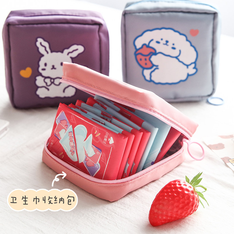 In students girls sanitary towel contain package and package aunt towel bag lunar package lunar pack carry with the carry