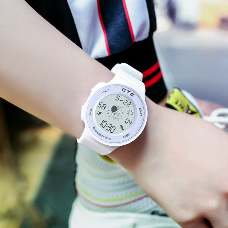 Korean Version Watches Schoolgirls Brief Fashion Casual Waterproof Secondary School Students Examination Special Watches Men Sports E-watches