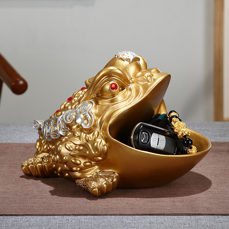 Creative Toad Gallery Fashion Accessories Home decoration Golden Toad Wine cabinet decoration shoe cabinet key to receiving the fixture