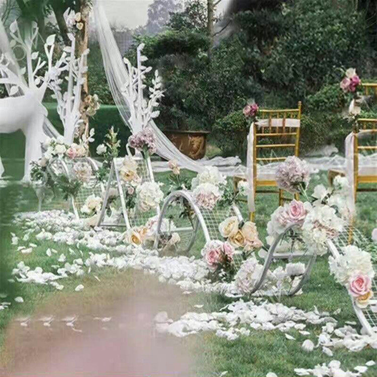 New wedding props Big wave road lead ornaments Magpie Bridge road lead wedding decoration Wrought iron s-shaped space-time tunnel