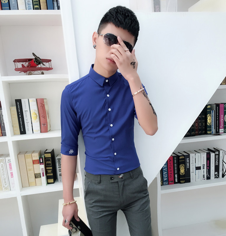 Summer short-sleeved shirt men's slim embroidery mid-sleeve inch shirt men's trendy handsome nightclub five-point sleeve shirt men's hair stylist