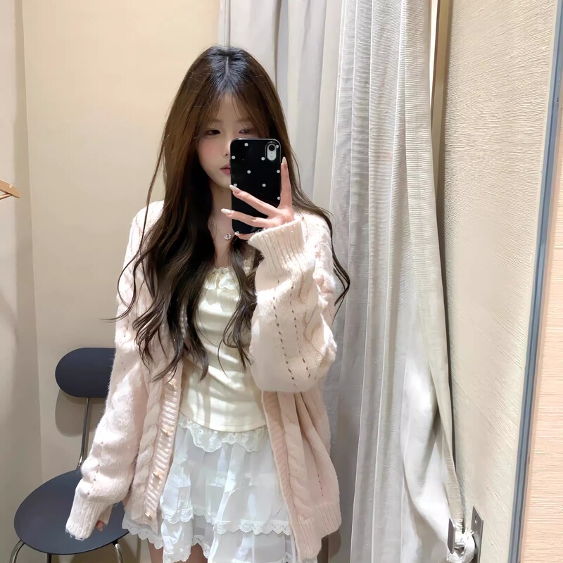 Pink V-Neck Sweater Jacket for Women, Spring & Fall, Loose, Lazy Style, Twist Knitted Cardigan, Early Spring New Style 2026 Top